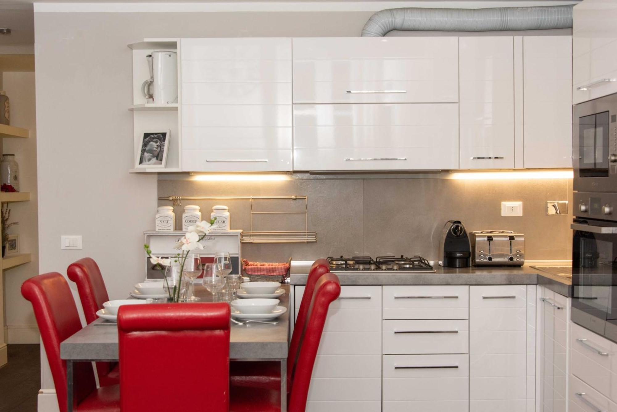 Lucrezia Apartment By Firenze Prestige Εξωτερικό φωτογραφία